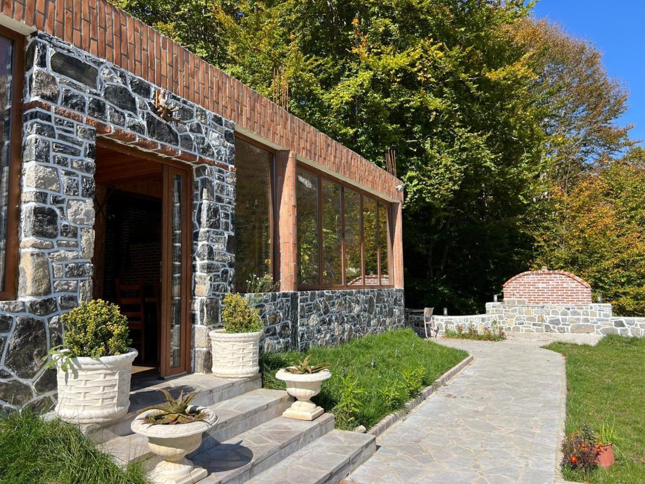 Theth Kompleksi Gjoni Exterior foto